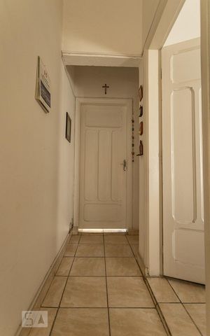Casa à venda com 450m², 10 quartos e 3 vagasCorredor Casa 2