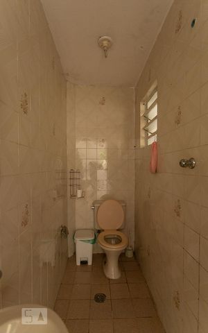Casa à venda com 450m², 10 quartos e 3 vagasBanheiro 1 Casa 2