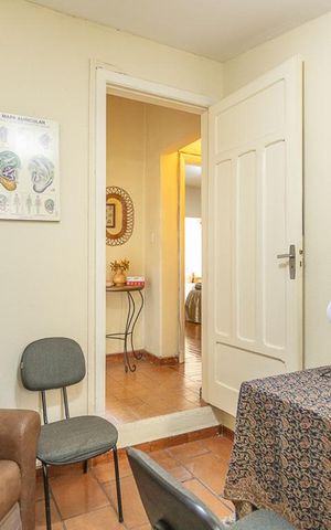 Casa à venda com 450m², 10 quartos e 3 vagasQuarto 2 Casa 1