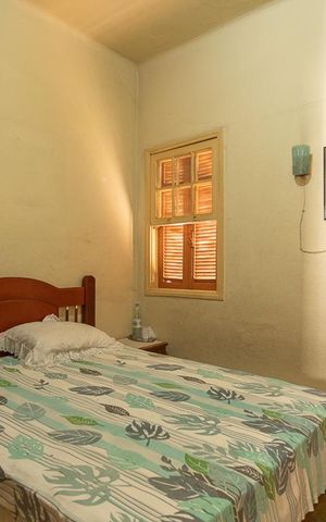 Casa à venda com 450m², 10 quartos e 3 vagasQuarto 3 Casa 1