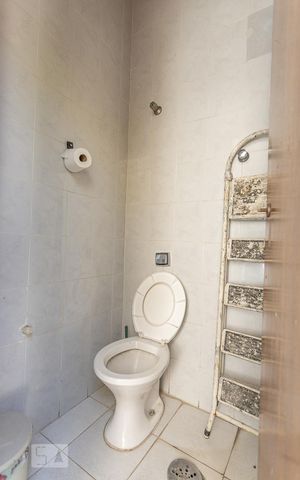 Casa à venda com 450m², 10 quartos e 3 vagasCorredor Casa 1