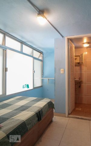 Casa à venda com 370m², 4 quartos e 2 vagas Casa à venda com 370m², 4 quartos e 2 vagasQuarto de Serviço 2