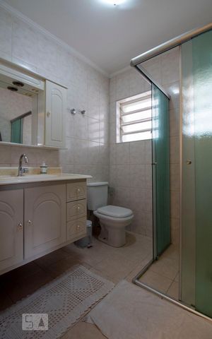 Casa à venda com 146m², 3 quartos e 2 vagasBanheiro da suíte