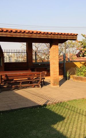 Casa à venda com 300m², 3 quartos e 5 vagasChurrasqueira
