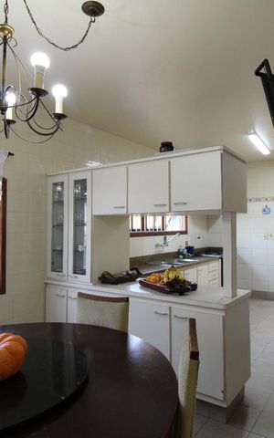 Casa à venda com 300m², 3 quartos e 5 vagasCopaÁrea d
