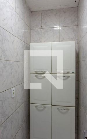 Casa à venda com 101m², 2 quartos e 4 vagas Casa à venda com 101m², 2 quartos e 4 vagasCorredor