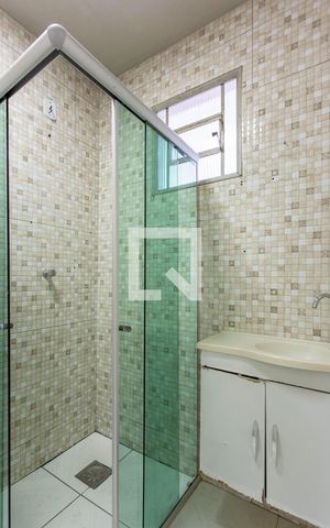 Casa à venda com 101m², 2 quartos e 4 vagas Casa à venda com 101m², 2 quartos e 4 vagasBanheiro