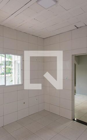 Casa à venda com 101m², 2 quartos e 4 vagas Casa à venda com 101m², 2 quartos e 4 vagasCozinha
