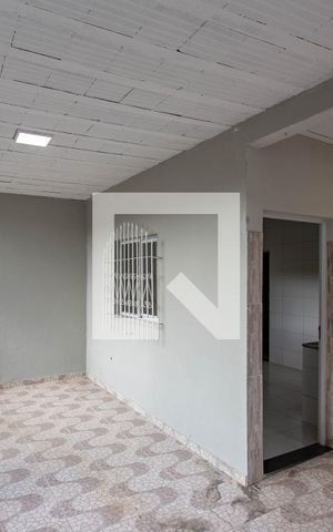 Casa à venda com 101m², 2 quartos e 4 vagas Casa à venda com 101m², 2 quartos e 4 vagasVaranda