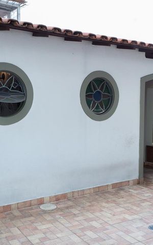 Casa à venda com 330m², 3 quartos e 3 vagas Casa à venda com 330m², 3 quartos e 3 vagasÁrea Externa