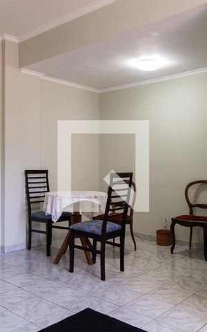 Apartamento à venda com 103m², 2 quartos e 1 vaga Apartamento à venda com 103m², 2 quartos e 1 vagaSala