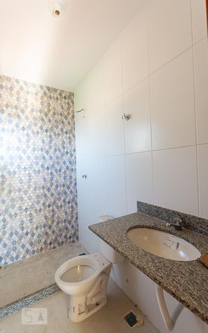 Casa para alugar com 186m², 2 quartos e 2 vagas Casa para alugar com 186m², 2 quartos e 2 vagasBanheiro 2