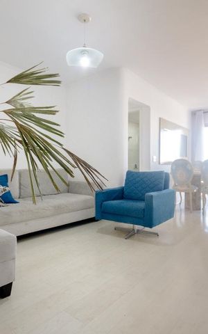 Apartamento à venda com 64m², 2 quartos e 1 vaga Apartamento à venda com 64m², 2 quartos e 1 vagaSala