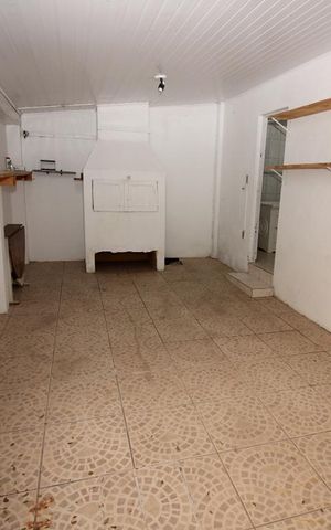 Casa à venda com 110m², 2 quartos e 3 vagasGaragem