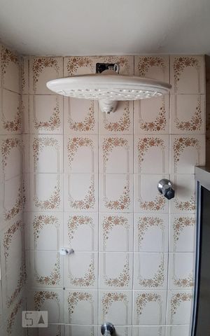 Studio para alugar com 45m², 1 quarto e 1 vaga Studio para alugar com 45m², 1 quarto e 1 vagaBanheiro