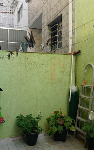 Casa à venda com 125m², 3 quartos e 2 vagas Casa à venda com 125m², 3 quartos e 2 vagasQuintal