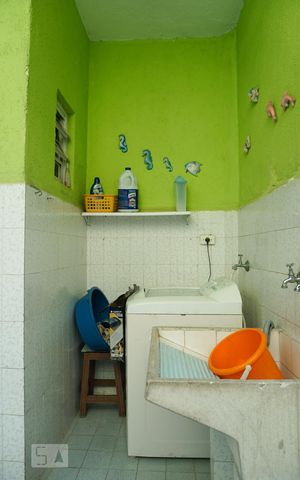 Casa à venda com 125m², 3 quartos e 2 vagas Casa à venda com 125m², 3 quartos e 2 vagasLavanderia