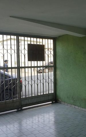 Casa à venda com 125m², 3 quartos e 2 vagas Casa à venda com 125m², 3 quartos e 2 vagasGaragem