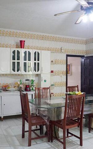 Casa à venda com 125m², 3 quartos e 2 vagas