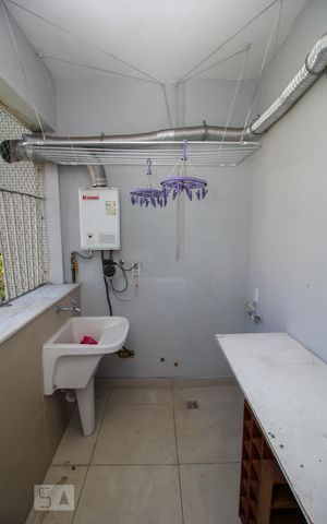 Apartamento à venda com 120m², 3 quartos e 1 vaga Apartamento à venda com 120m², 3 quartos e 1 vagaÁrea de Serviço