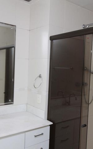 Apartamento à venda com 156m², 3 quartos e 2 vagasBanheiro 2