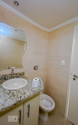 Apartamento à venda com 80m², 2 quartos e 2 vagasBanheiro