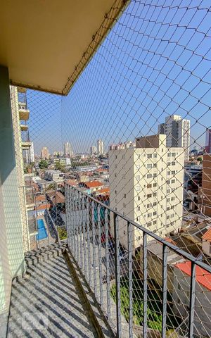 Apartamento à venda com 80m², 2 quartos e 2 vagasVaranda