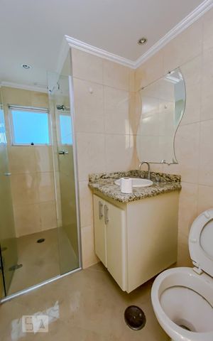 Apartamento à venda com 80m², 2 quartos e 2 vagasBanheiro