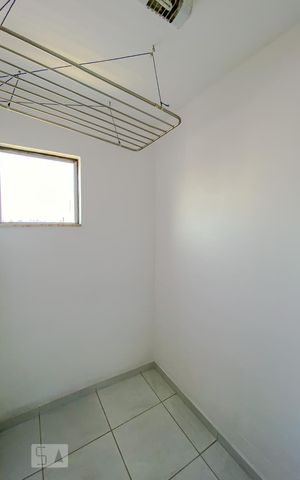 Apartamento à venda com 80m², 2 quartos e 2 vagasQuarto de Serviço