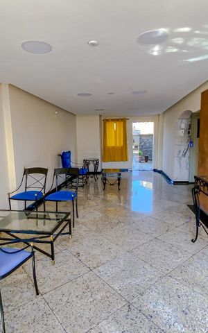 Apartamento à venda com 80m², 2 quartos e 2 vagasHall Social