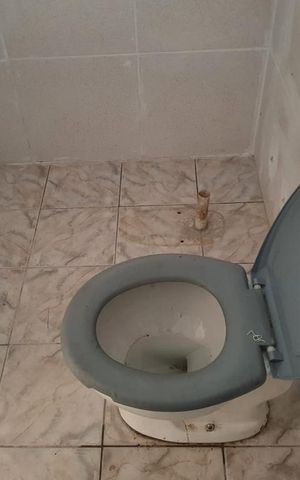 Casa de condomínio para alugar com 50m², 2 quartos e sem vaga Casa de condomínio para alugar com 50m², 2 quartos e sem vagaBanheiro
