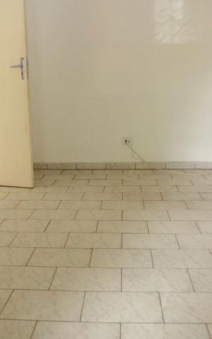 Casa para alugar com 60m², 1 quarto e 1 vagaQuarto