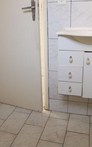Casa para alugar com 60m², 1 quarto e 1 vagaBanheiro