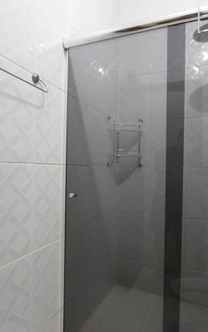 Casa à venda com 110m², 2 quartos e 1 vagaBanheiro da suíte 1