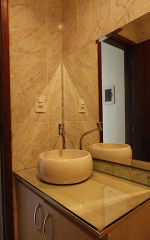Casa à venda com 110m², 2 quartos e 1 vagaLavabo