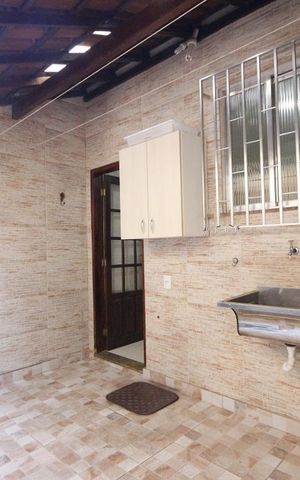 Casa à venda com 110m², 2 quartos e 1 vagaDetalhe da area de serviço