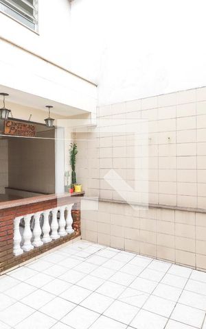 Casa à venda com 500m², 4 quartos e 8 vagasÁrea de Serviço e Churrasqueira