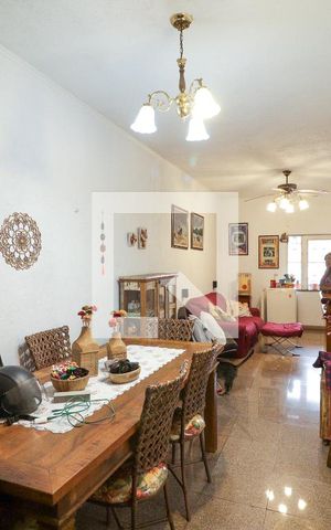 Casa à venda com 500m², 4 quartos e 8 vagasSala