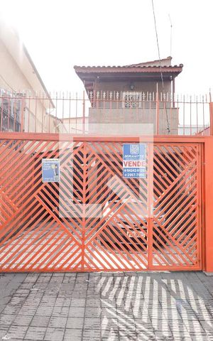 Casa à venda com 500m², 4 quartos e 8 vagasFachada