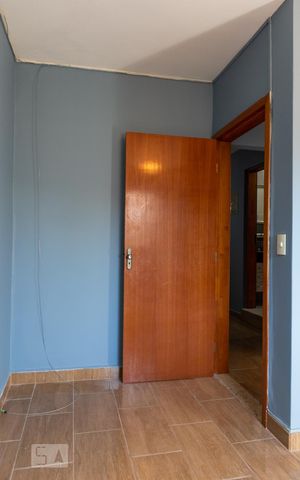 Casa à venda com 300m², 3 quartos e 2 vagas Casa à venda com 300m², 3 quartos e 2 vagasQuarto 1
