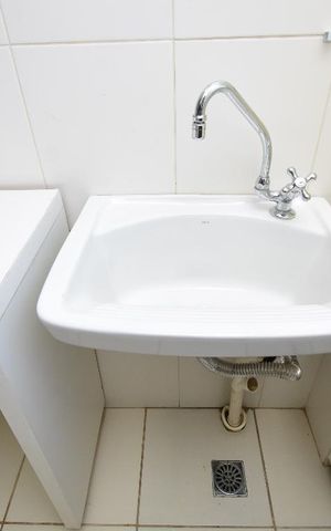 Apartamento para alugar com 60m², 2 quartos e 1 vagaÁrea de Serviço