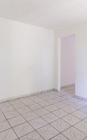 Casa à venda com 35m², 1 quarto e sem vaga Casa à venda com 35m², 1 quarto e sem vagaQuarto