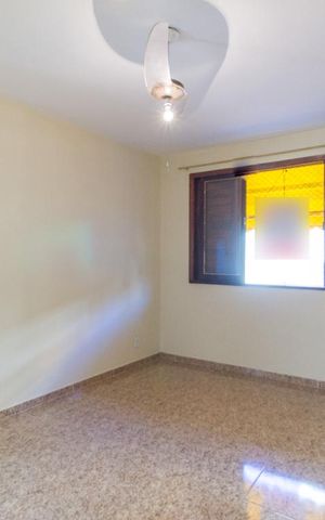 Casa de condomínio à venda com 120m², 1 quarto e 1 vaga Casa de condomínio à venda com 120m², 1 quarto e 1 vagaSala