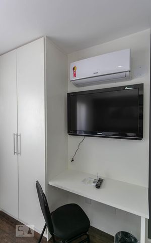Studio para alugar com 30m², 1 quarto e sem vaga Studio para alugar com 30m², 1 quarto e sem vagaQuarto