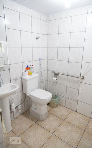 Casa à venda com 90m², 3 quartos e 2 vagas Casa à venda com 90m², 3 quartos e 2 vagasEdícula