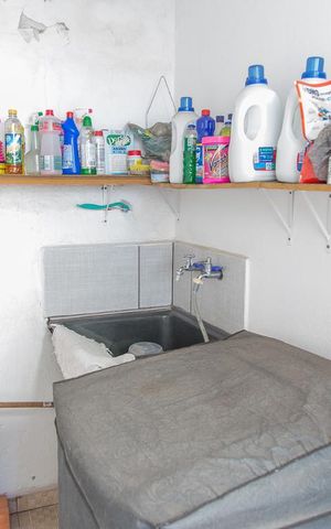 Casa à venda com 90m², 3 quartos e 2 vagas Casa à venda com 90m², 3 quartos e 2 vagasÁrea de Serviço