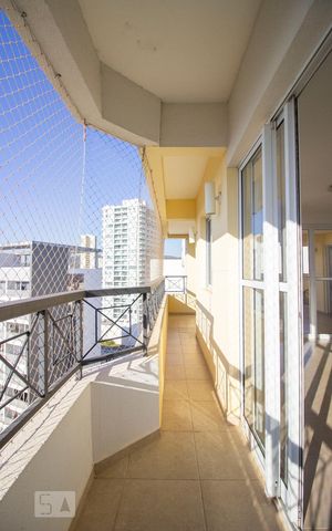Apartamento para alugar com 164m², 4 quartos e 2 vagasVaranda da Sala