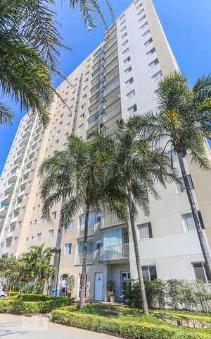 Apartamento para alugar com 72m², 3 quartos e 1 vaga Apartamento para alugar com 72m², 3 quartos e 1 vagaFachada