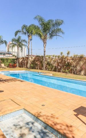 Apartamento para alugar com 72m², 3 quartos e 1 vaga Apartamento para alugar com 72m², 3 quartos e 1 vagaArea Comum Piscina