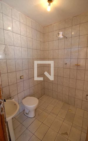 Casa para alugar com 40m², 1 quarto e sem vaga Casa para alugar com 40m², 1 quarto e sem vagaBanheiro